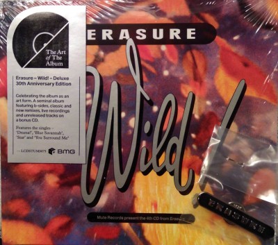 CD with badge